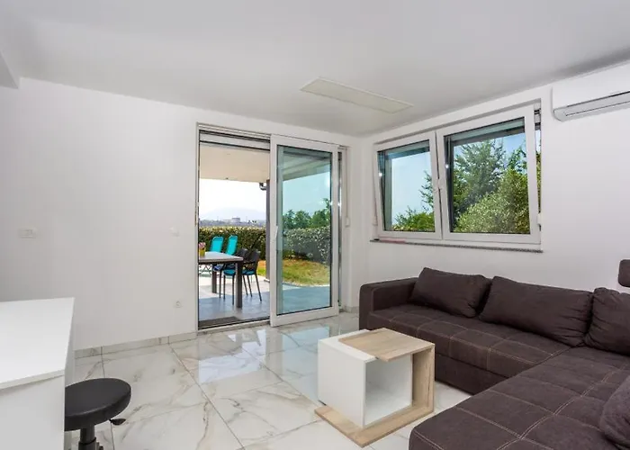 Vilă Nada Sea View&whirpool Island Krk By