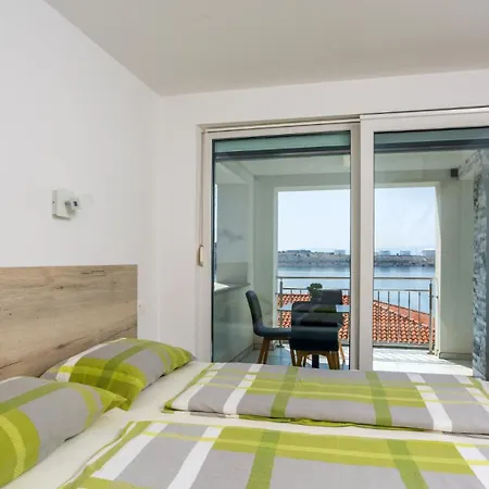 Villa Nada Sea View&whirpool Island Krk By
